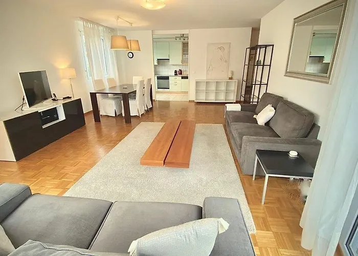 Close To The And Very Spacious 3 Bedroom *